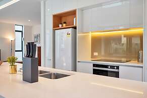 Wonderful Hobsonville Three Bedroom Home