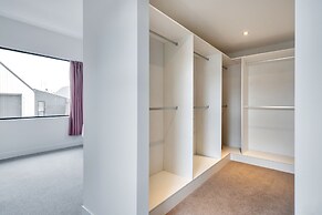 Wonderful Hobsonville Three Bedroom Home