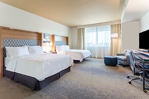 Holiday Inn & Suites Cedar Falls - Waterloo Event Ctr by IHG