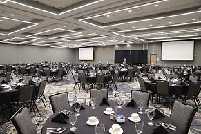 Holiday Inn & Suites Cedar Falls - Waterloo Event Ctr by IHG