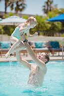 Anaheim Resort Suites