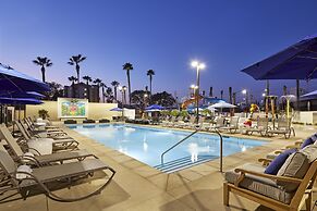 Cambria Hotel & Suites Anaheim Resort Area
