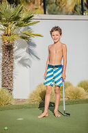 Anaheim Resort Suites