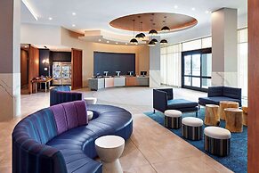 Cambria Hotel & Suites Anaheim Resort Area
