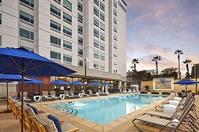 Cambria Hotel & Suites Anaheim Resort Area