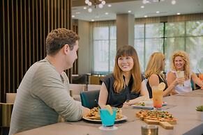Anaheim Resort Suites