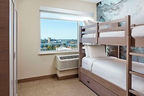 Cambria Hotel & Suites Anaheim Resort Area