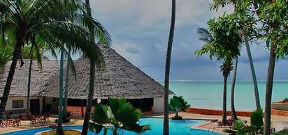 Coral Reef Beach Resort