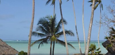 Coral Reef Beach Resort