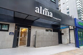 Alma Hotel