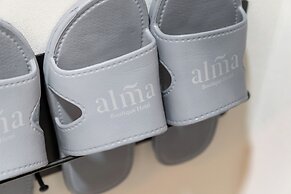 Alma Hotel