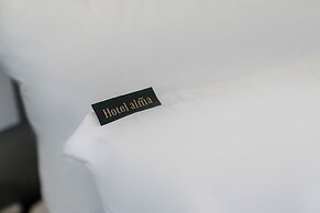 Alma Hotel
