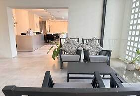 Collection O The Singha Chiangmai Hotel