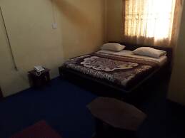 Keblat Hotel  Suites