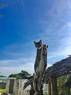Driftwood Beach Lodge