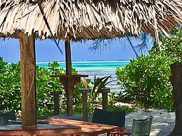 Driftwood Beach Lodge
