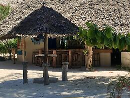 Driftwood Beach Lodge