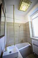 a-domo Apartments Oberhausen - Studio Apartments & Flats - short or lo