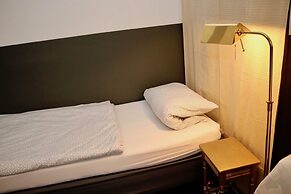 a-domo Apartments Oberhausen - Studio Apartments & Flats - short or lo