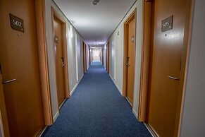 Carandá Hplus Express