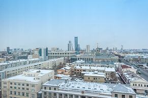 Studio Apartment on Malysheva 42a 14 floor