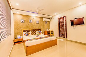 FabExpress Mayuri Residency