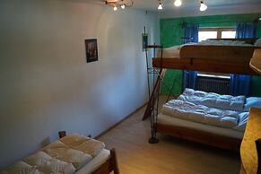 Schiff Bihlerdorf- Hostel