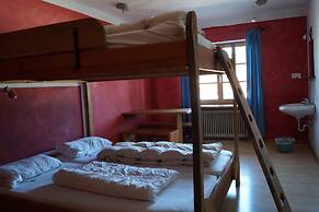 Schiff Bihlerdorf- Hostel