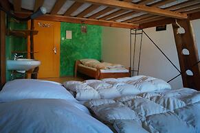 Schiff Bihlerdorf- Hostel