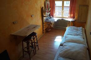 Schiff Bihlerdorf- Hostel