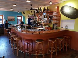 Schiff Bihlerdorf- Hostel
