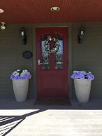 Stagecoach House Inn