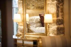 The Coach House at Gileston Manor