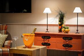 The Coach House at Gileston Manor