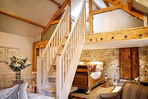 The Coach House at Gileston Manor