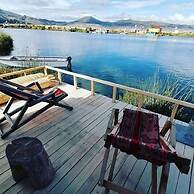 Uros Titicaca khantaniwa Lodge