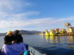 Uros Titicaca khantaniwa Lodge