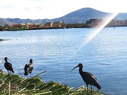 Uros Titicaca khantaniwa Lodge