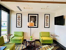 Holiday Inn Express And Suites Middletown by IHG