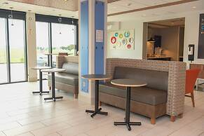 Holiday Inn Express And Suites Middletown by IHG