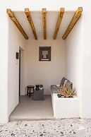 Lemon Suites Santorini