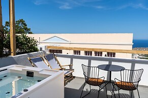 Lemon Suites Santorini