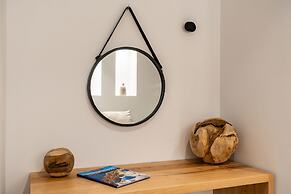 Lemon Suites Santorini