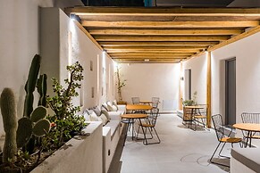 Lemon Suites Santorini