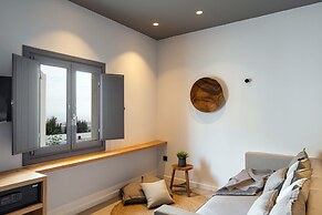 Lemon Suites Santorini