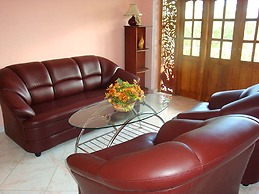 Mount House Hotel