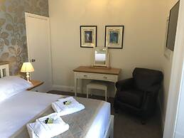 Almorah hotel