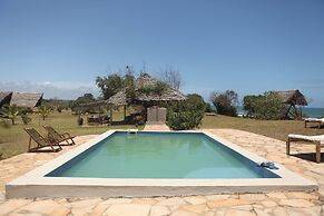 Pangani Cliffs Lodge