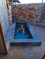 Pangani Cliffs Lodge