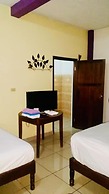 Hotel y Hostal Yaxkin Copan